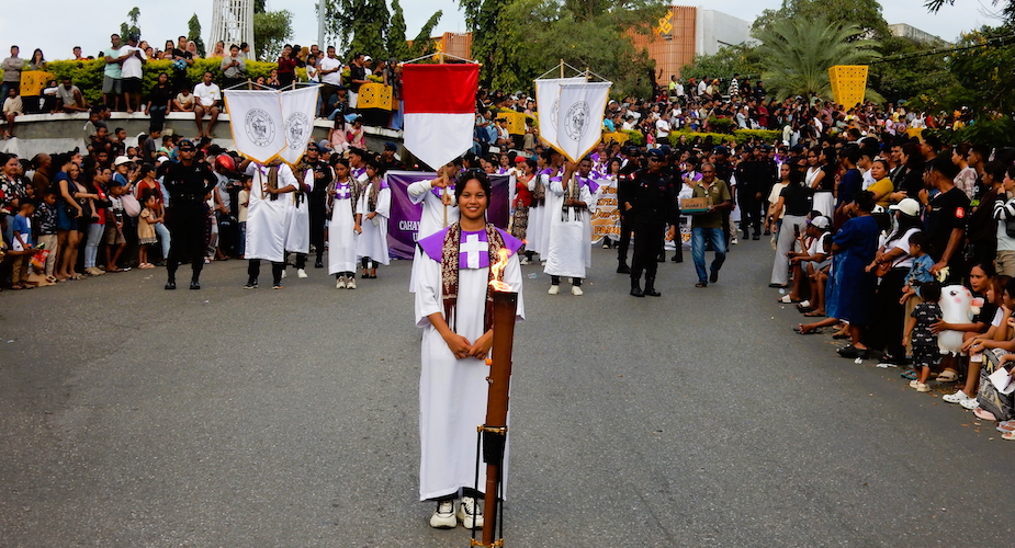 Two parades in Kupang